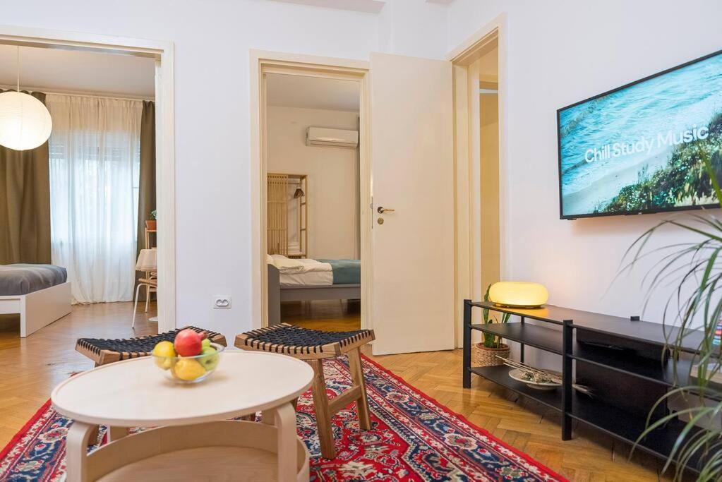 Ultra-Central University Square Apartament Apartament Bukareszt Zewnętrze zdjęcie