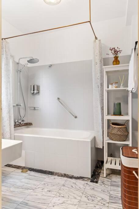 Ultra-Central University Square Apartament Apartament Bukareszt Zewnętrze zdjęcie