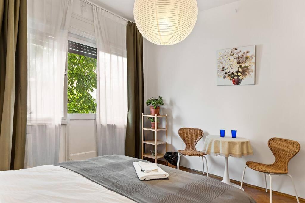 Ultra-Central University Square Apartament Apartament Bukareszt Zewnętrze zdjęcie